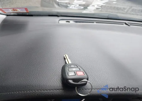 2015 Toyota Corolla Le из США, поврежденный, VIN 2T1BURHE2FC386940